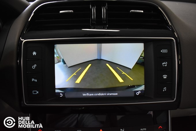 JAGUAR XE 2.0 D Turbo 180CV Prestige